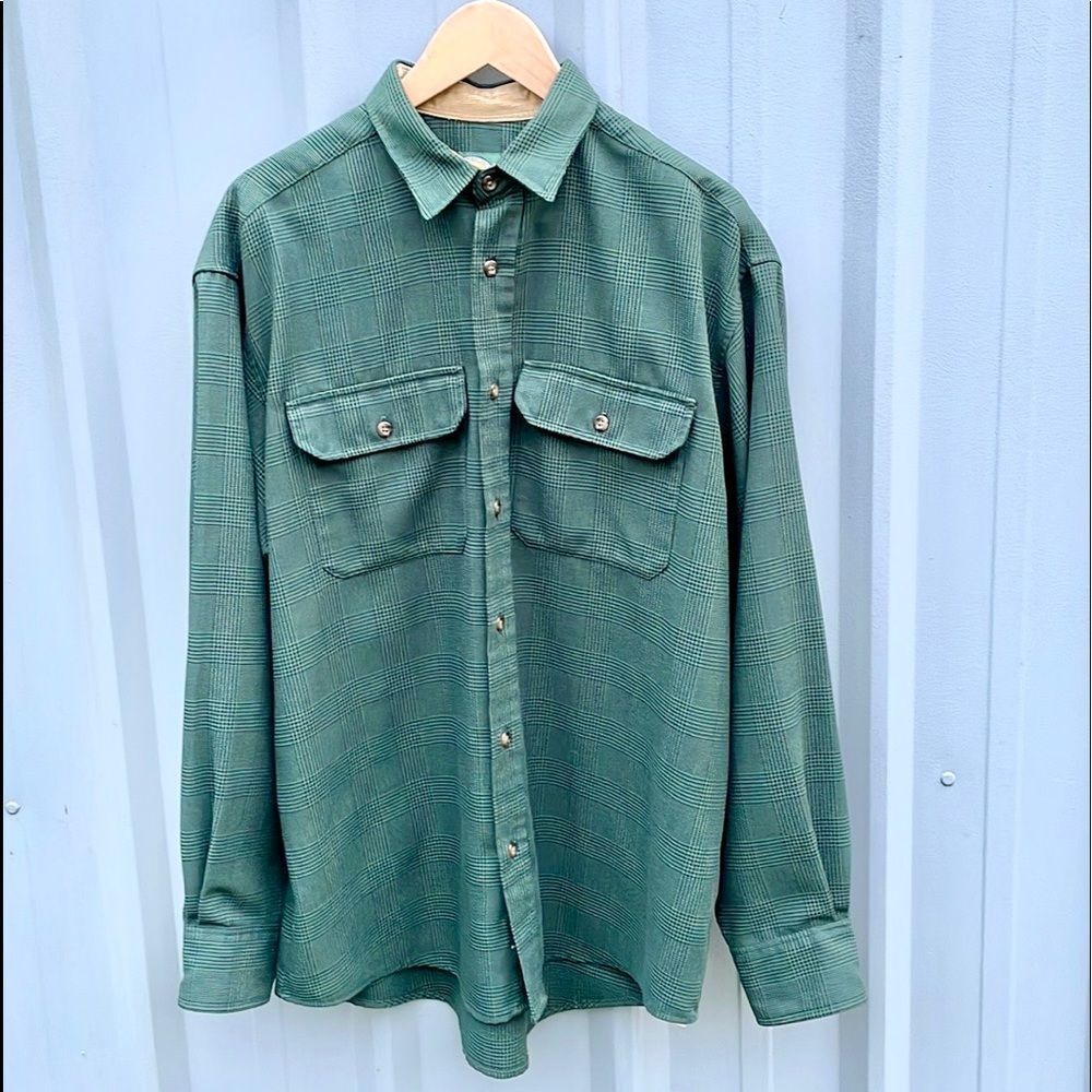 CABELA'S • men’s size large reg long sleeve button up green plaid shirt